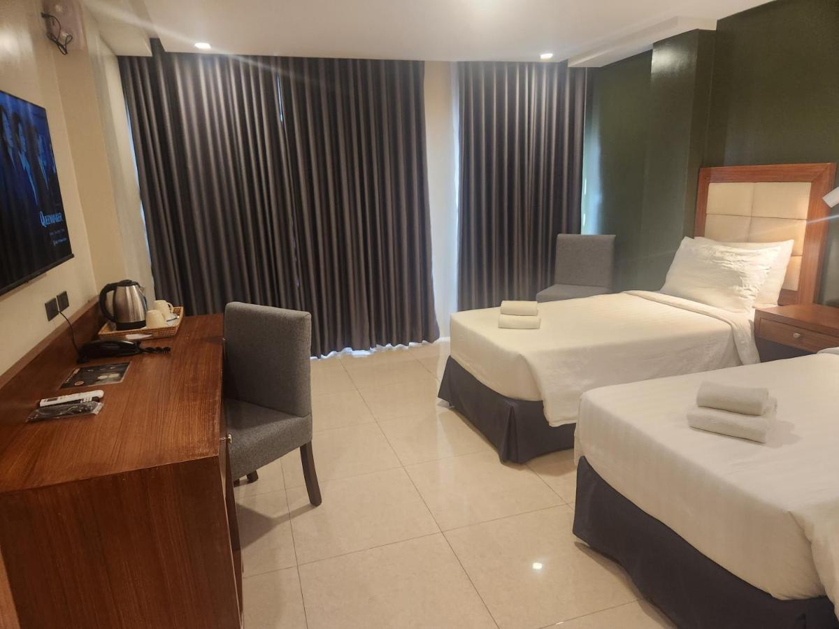 Hotel Herencia 625 Daraga  Экстерьер фото