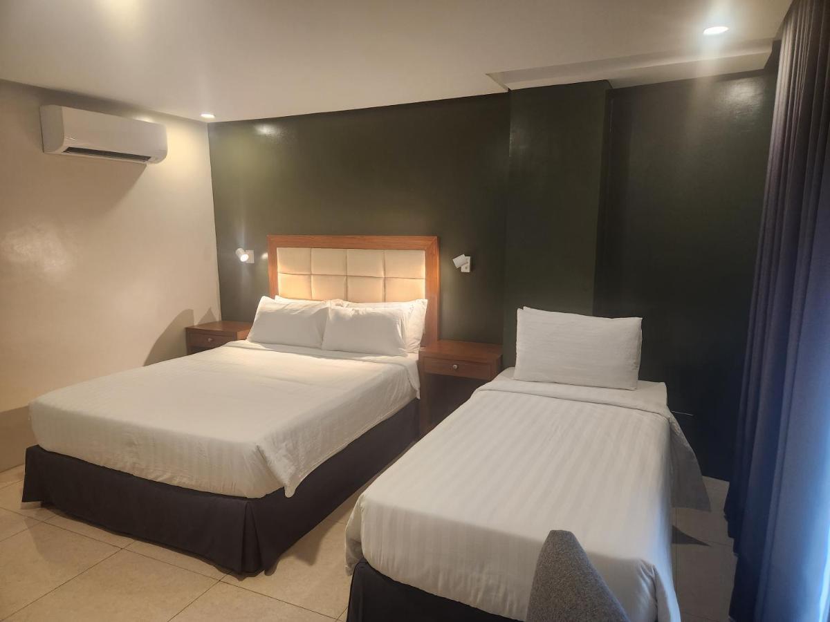 Hotel Herencia 625 Daraga  Экстерьер фото