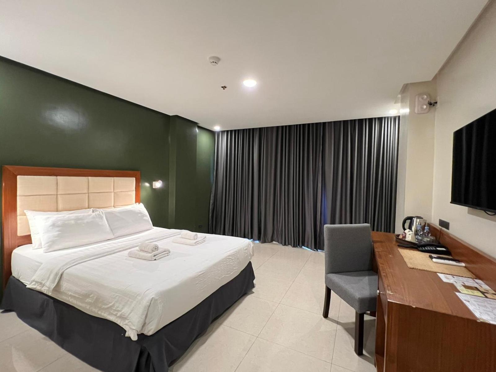 Hotel Herencia 625 Daraga  Экстерьер фото